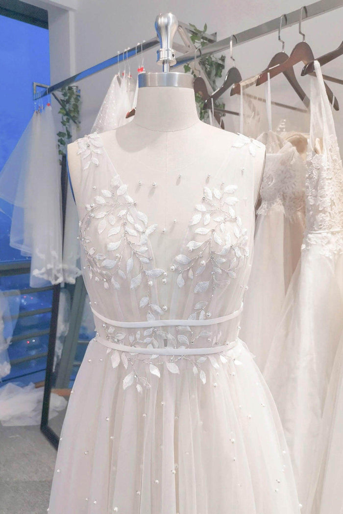 A-Line Sweep-Brush Train Lace Tulle Wedding Dress CW3102 - COCOMELODY