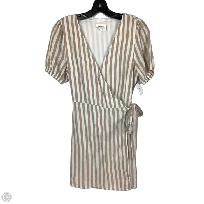 Dress Casual Short By Everly In Cream & White, Size: M