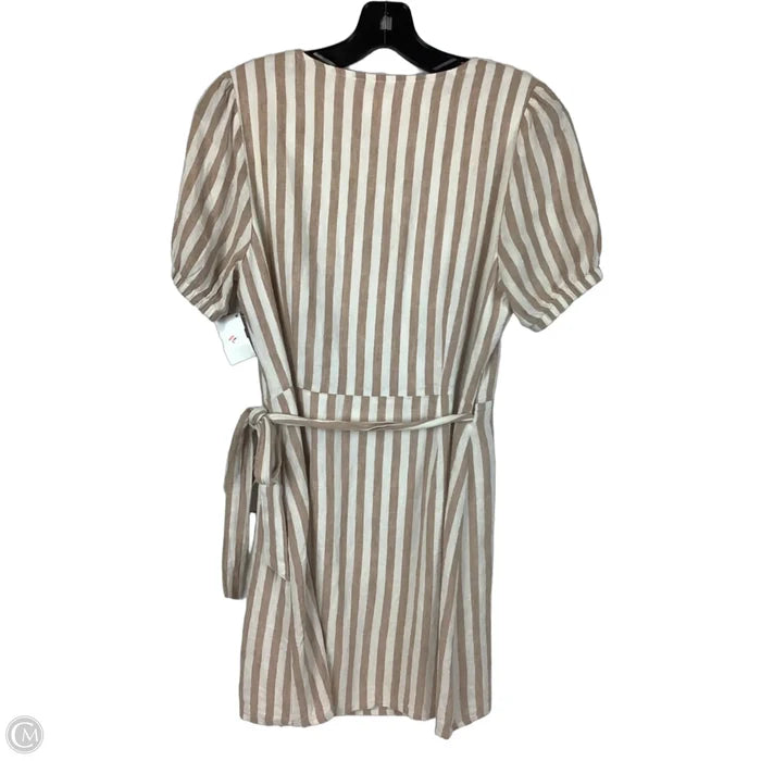 Dress Casual Short By Everly In Cream & White, Size: M