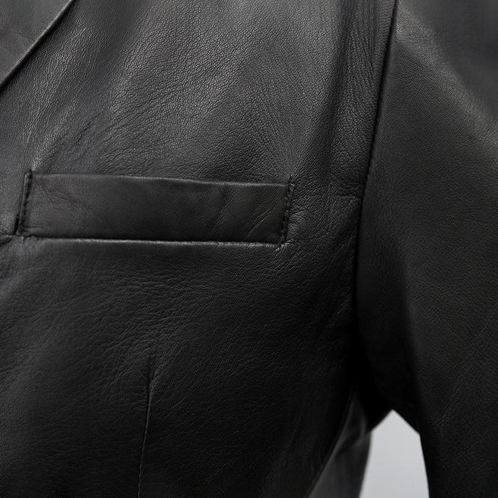 Men's Esquire Jacket: Description
An essential in any man's collection, we've turned up the volume by making our blazer in a