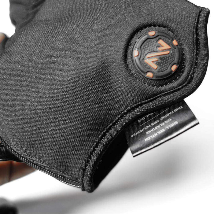 Mobile Warming 12V Glove Liner - Black: Description

The Fieldsheer® powered by Mobile Warming® heating technology 12-volt he
