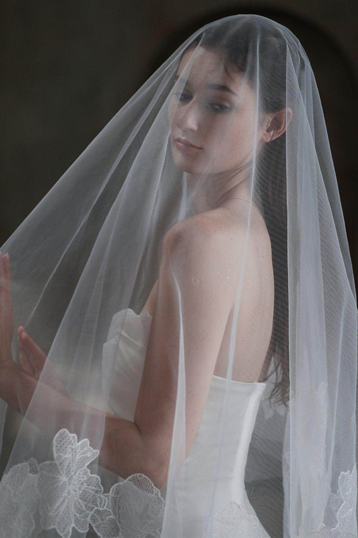 One-tier Cut Edge Tulle Lace Chapel Veils with Appliques CV0368 - COCOMELODY