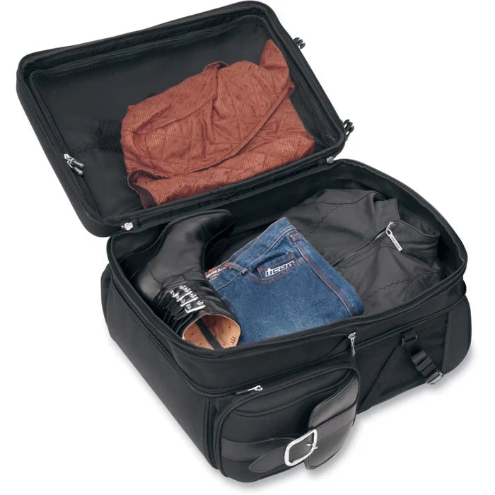 Saddlemen DLXSissy Bar Bag: S3200DE Expandable Sissy Bar Bag:Product Overview (HD)Universal Mounting - Saddlemen's Universal