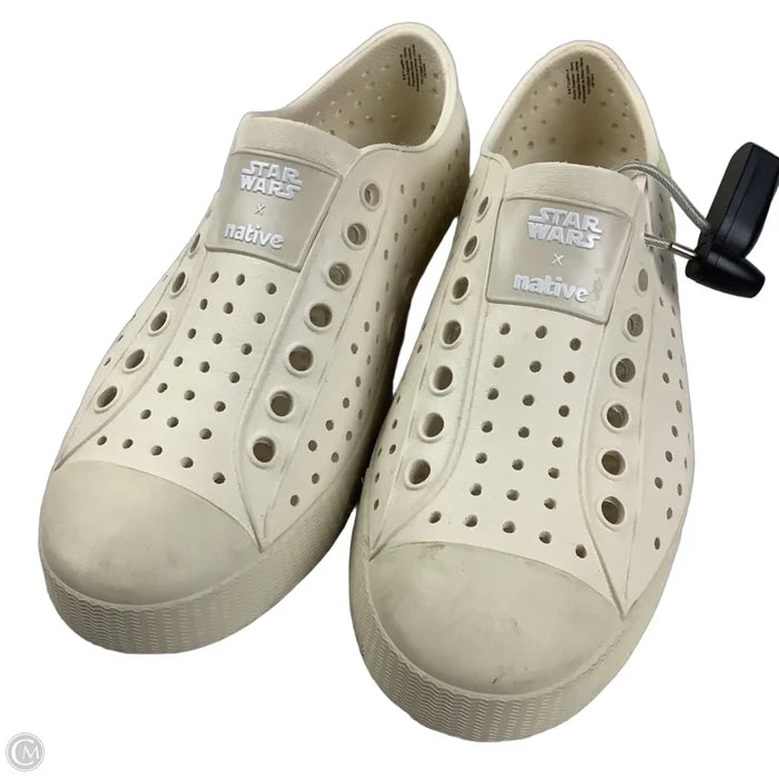 Shoes Flats By Star Wars x native  In Cream, Size: 6