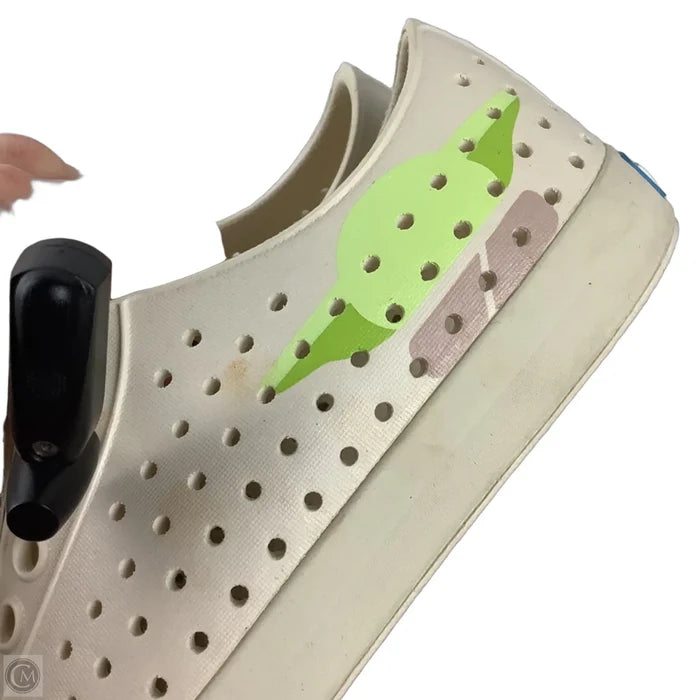 Shoes Flats By Star Wars x native  In Cream, Size: 6