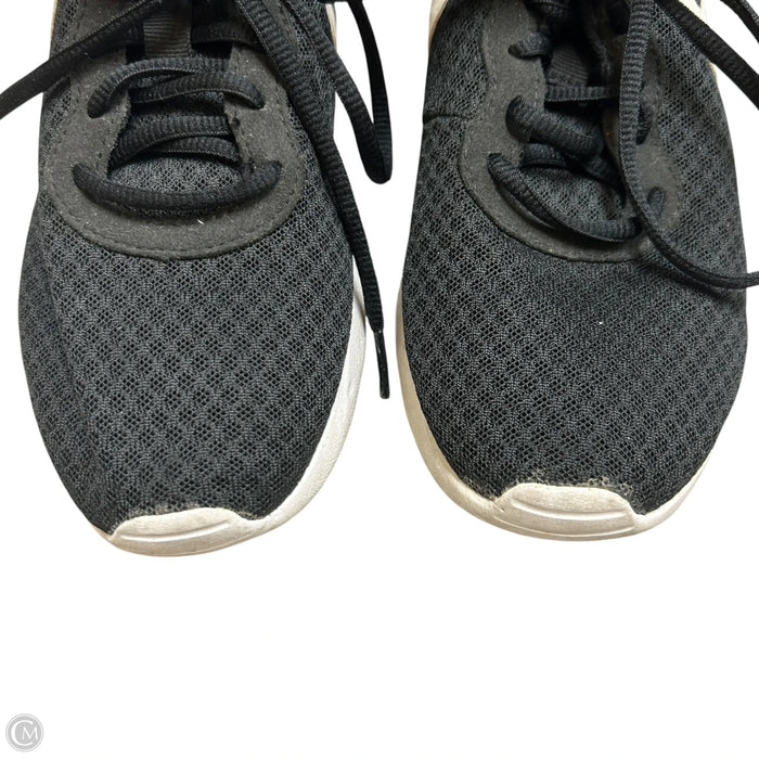 Shoes Sneakers By Nike In Black & White, Size: 6