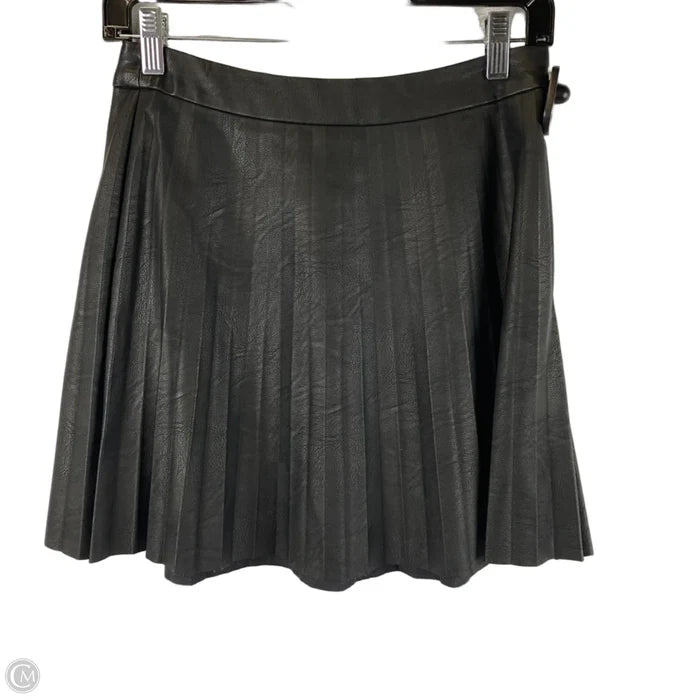 Skirt Mini & Short By Cupcakes And Cashmere In Black, Size: 0