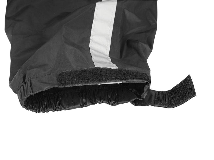 SR6000 Stormrider Rainsuit: Features:

New styling and material for 08’
Two-piece 100% waterproof rain suit
Soft Polyester ou