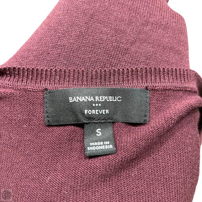 Sweater By Banana Republic In Maroon, Size: S