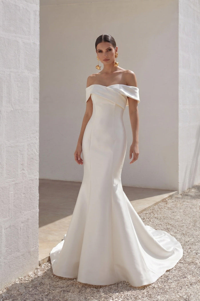 Trumpet-Mermaid Court Train Mikado Wedding Dress CW3125